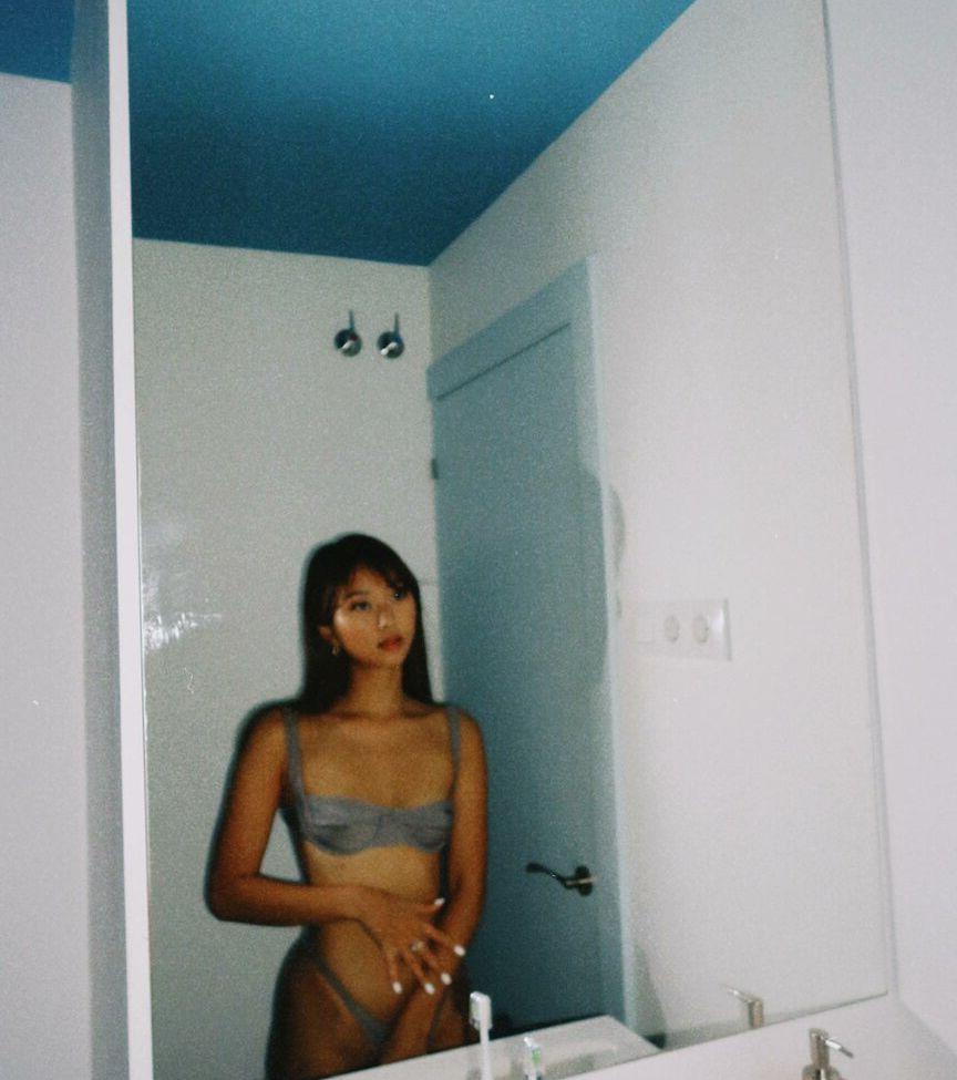25P Thuvnn nude