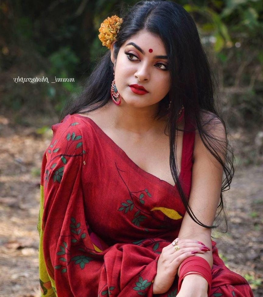7P Chandrika Desai nude