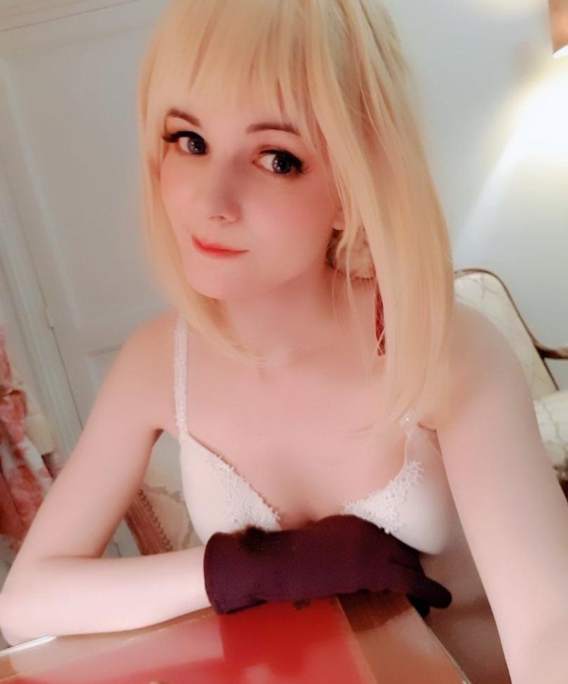 25P Shaeunderscore nude