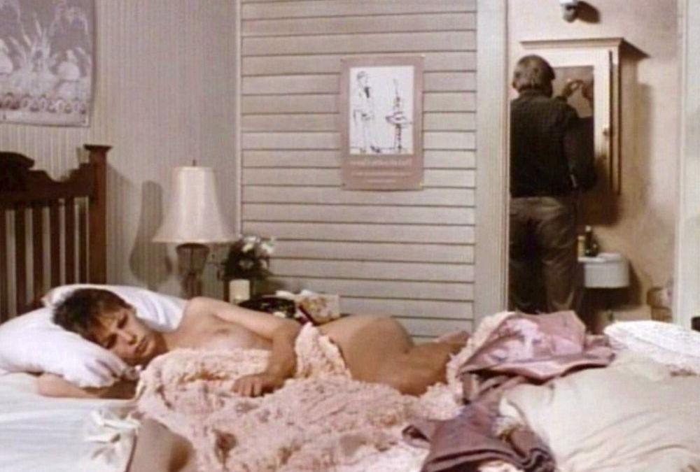 25P Jamie Lee Curtis nude