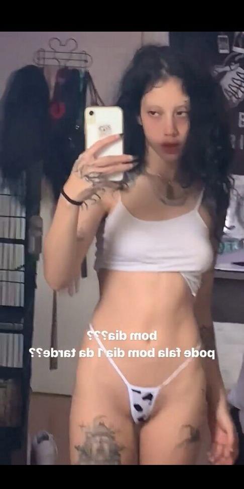 14P Strychniness nude