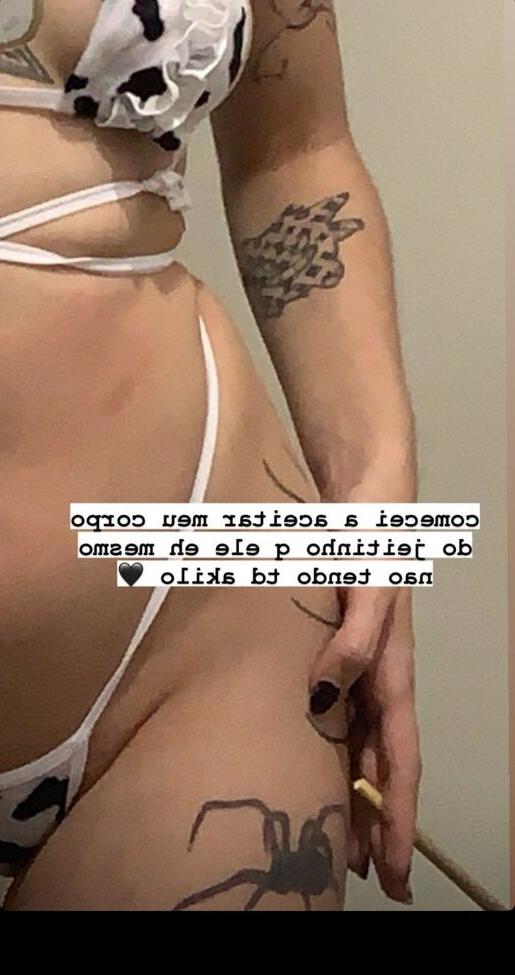 14P Strychniness nude
