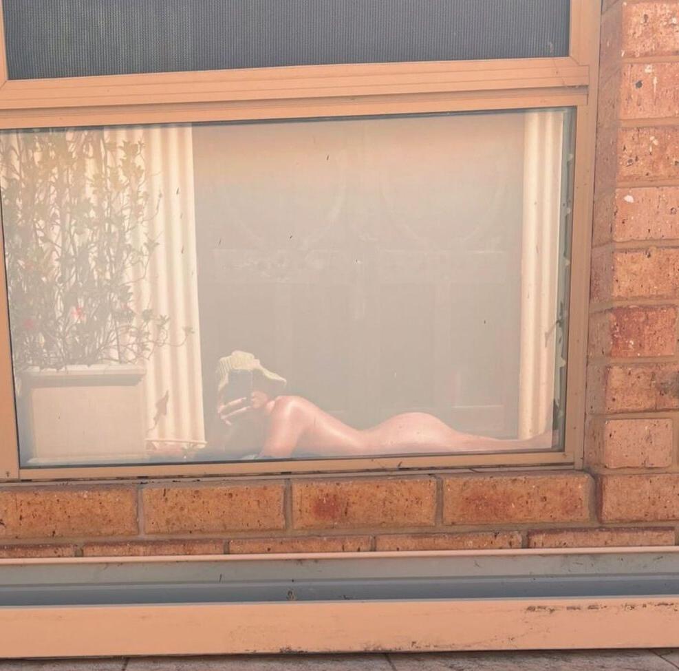 25P Madison Mclachlan nude