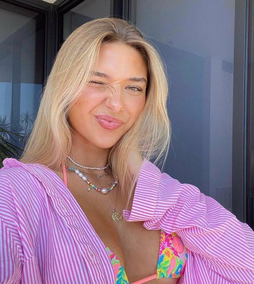 15P Tayla Stevenson nude