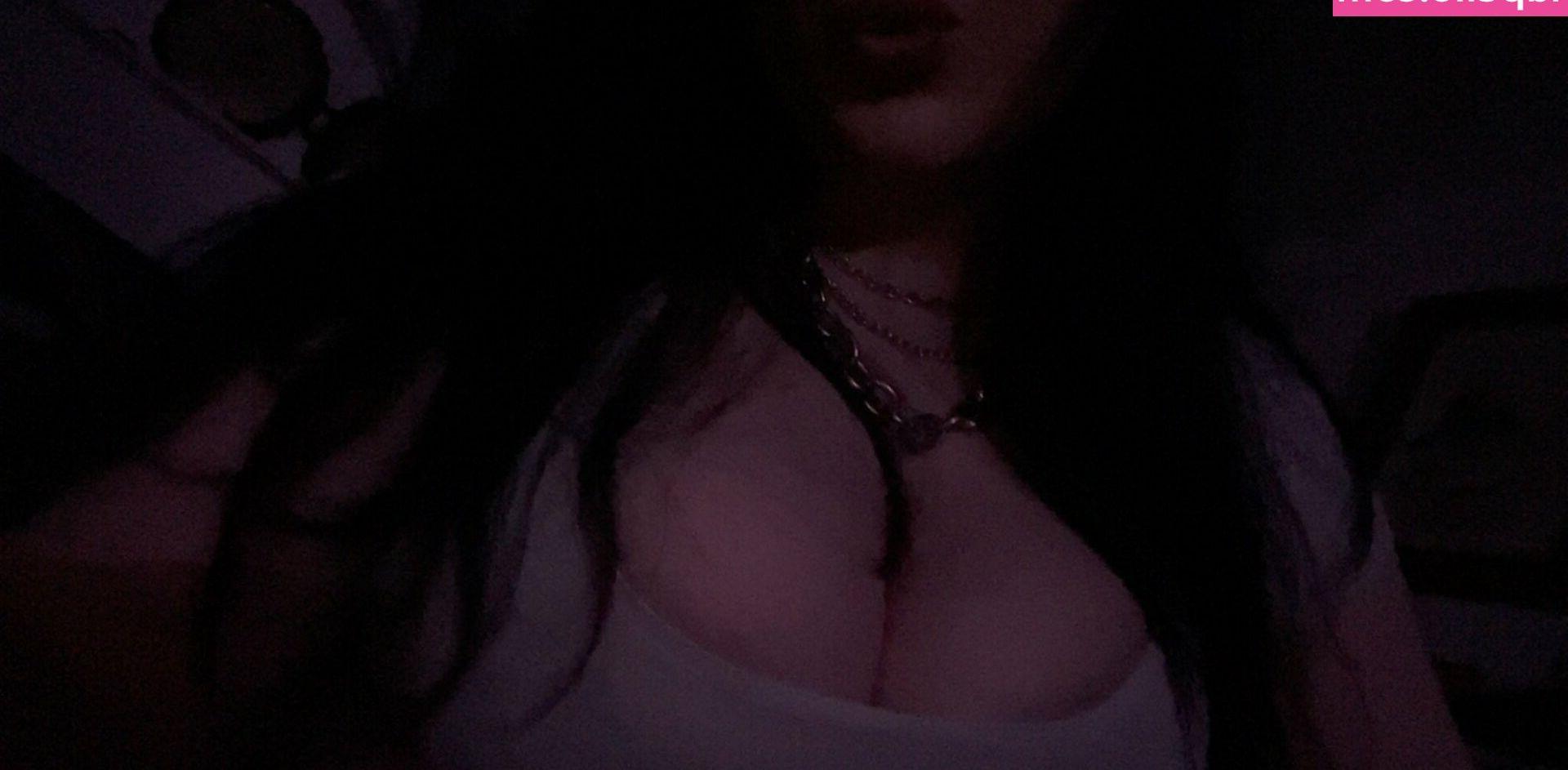 24P Angelinuhz nude