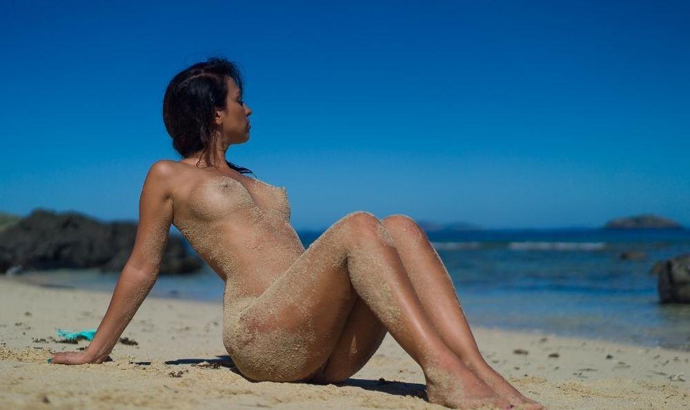 25P Sand333 nude