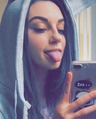 25P Izzy_xx nude