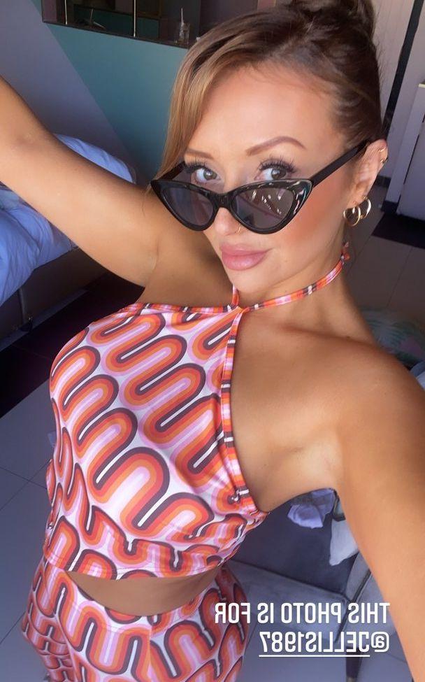 25P Kimberly Hart-Simpson nude