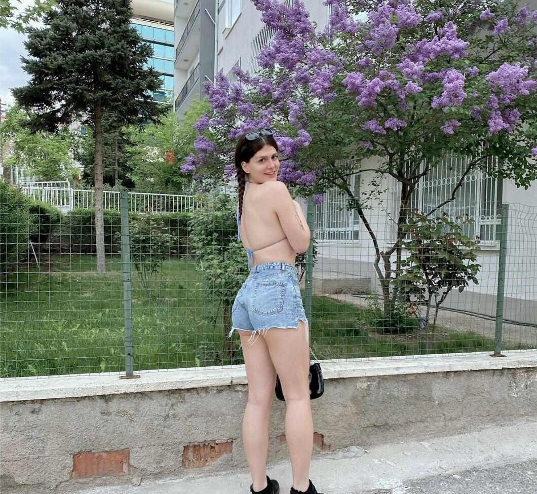 25P Derin4y nude