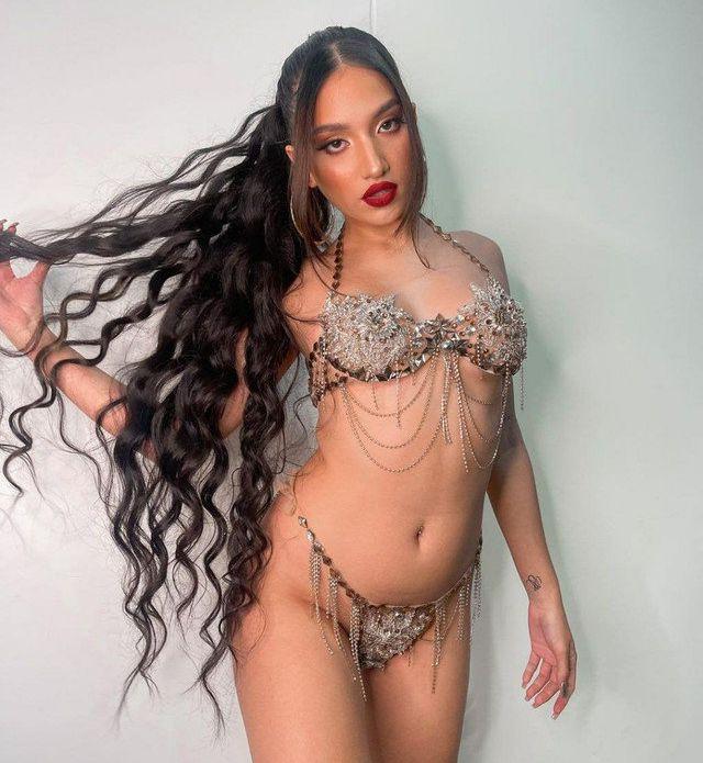 24P Marian Obregon nude