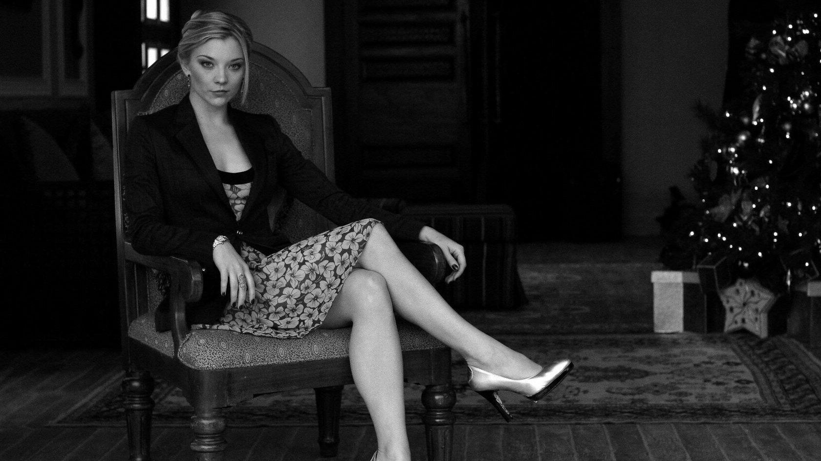 25P Natalie Dormer nude