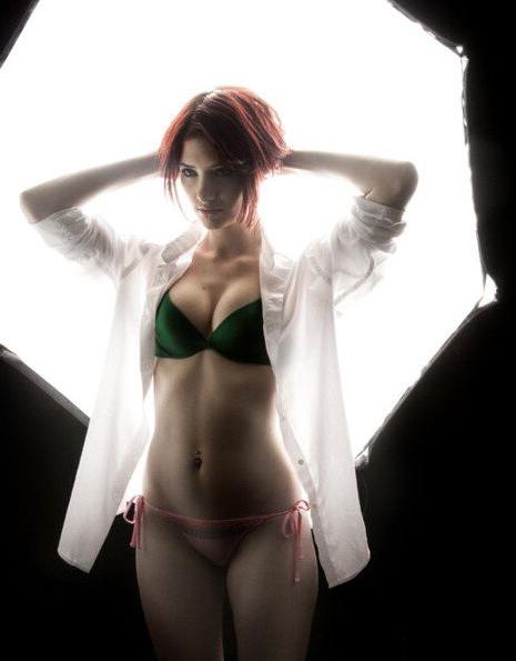 18P Susan Coffey nude