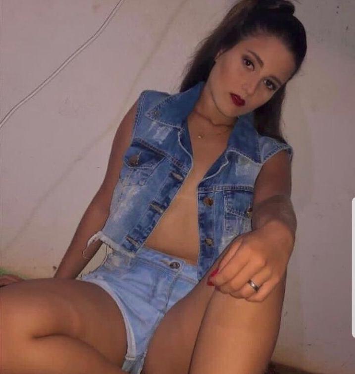 8P Amadoras Comuns nude