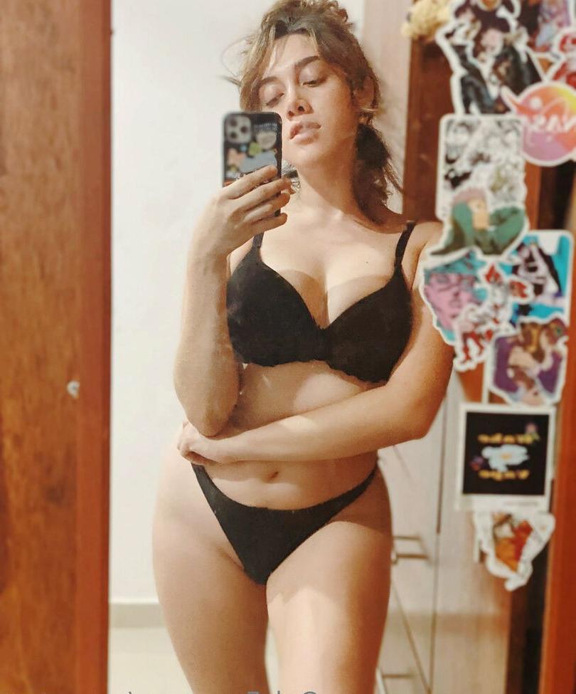 25P Pausotort nude