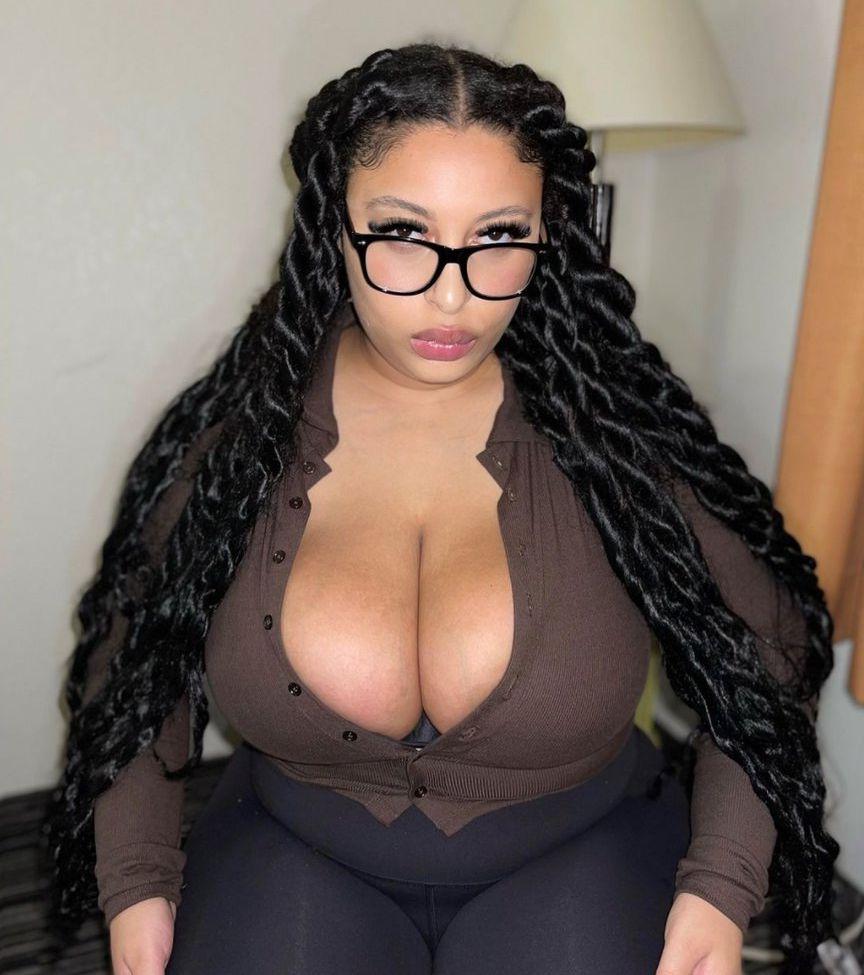23P Thegirlofyourdreamz nude
