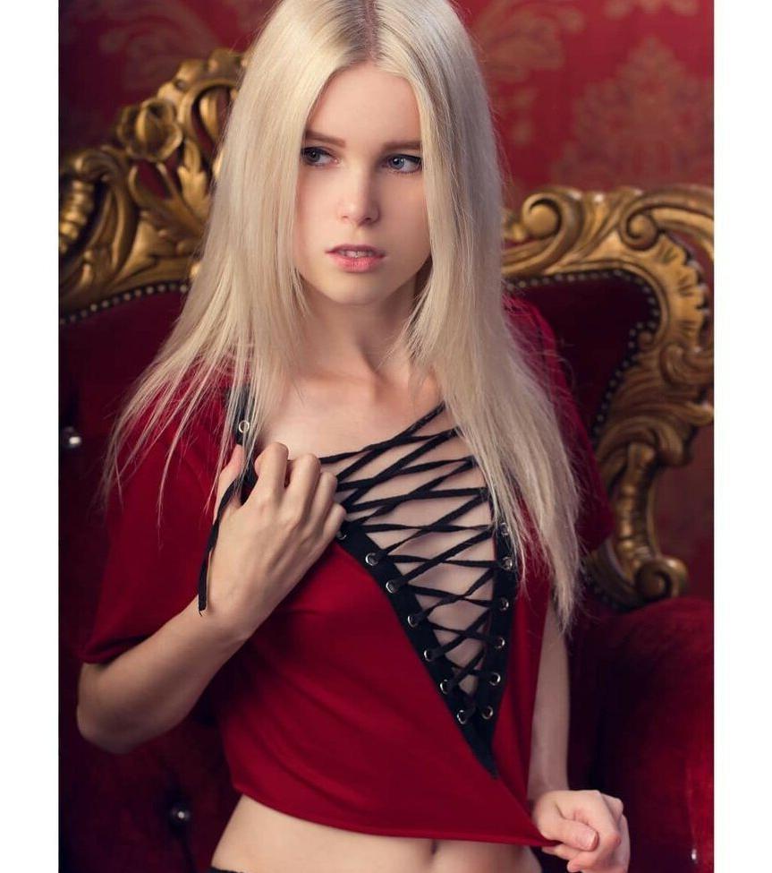 25P Vikneska nude