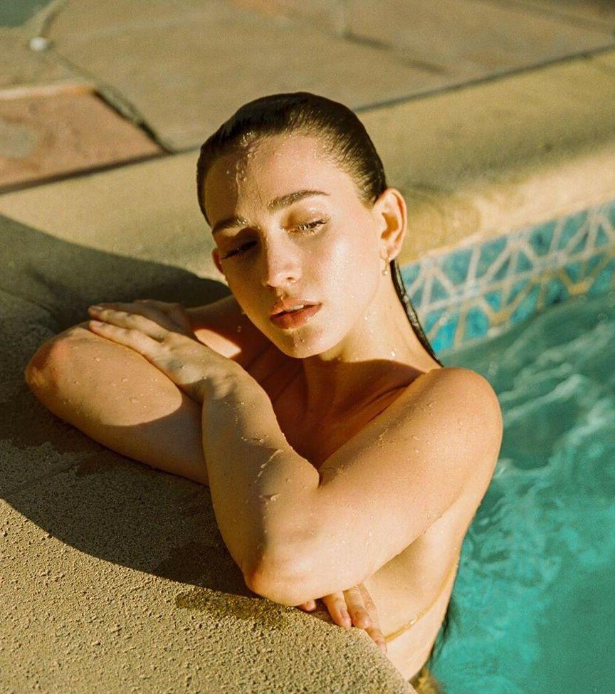 25P Jordyn Johnson nude