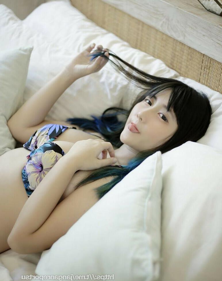 25P Dea Marella nude
