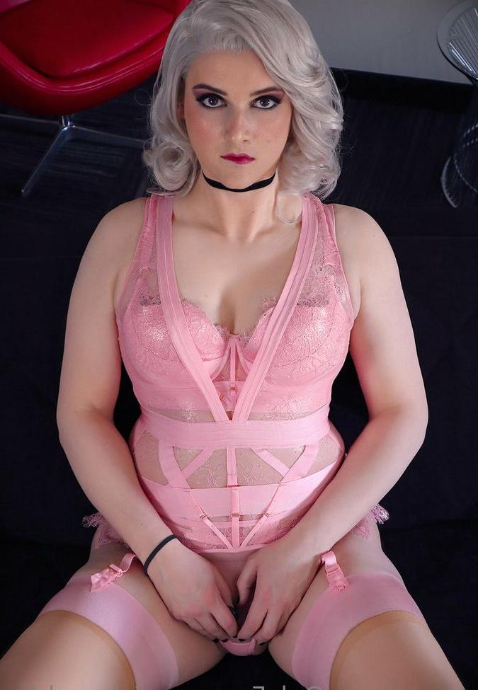 25P AlsoAshley nude