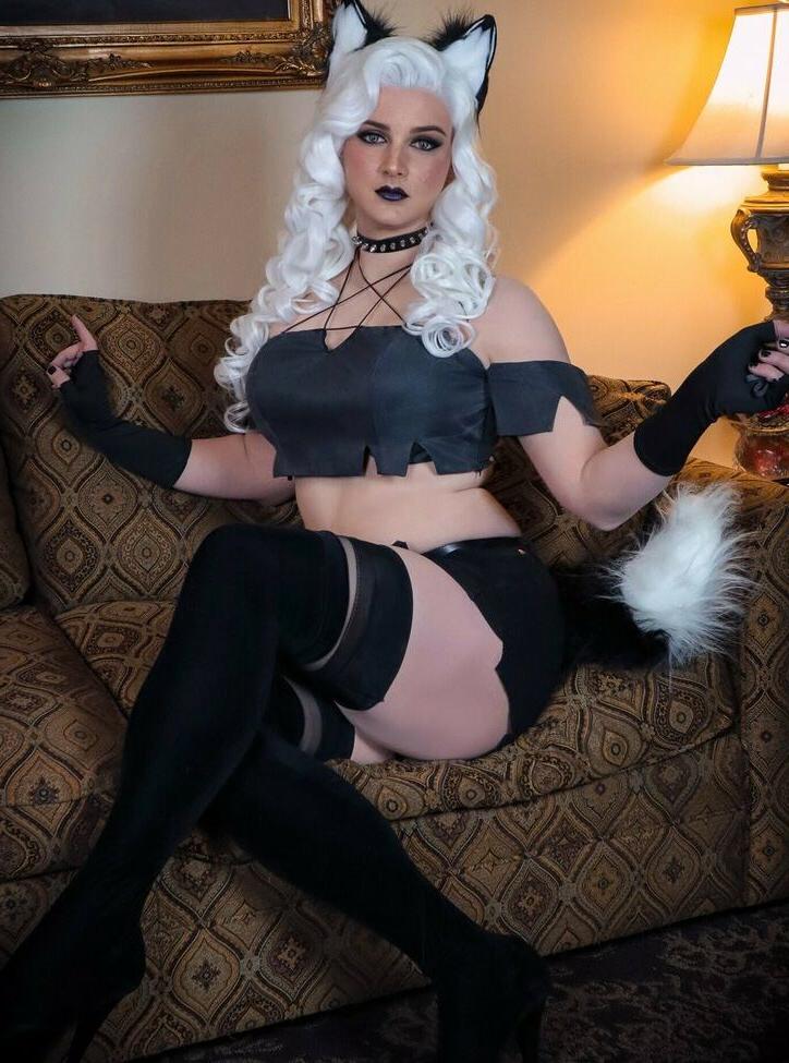 25P AlsoAshley nude