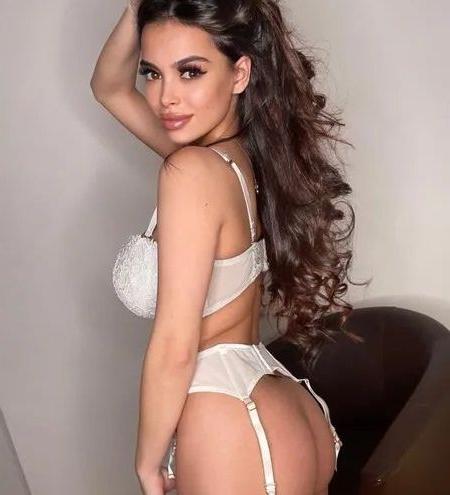 25P A.t.hristovaa nude