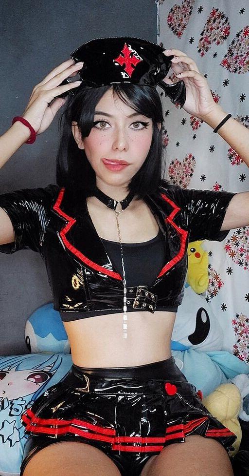 25P Lilywaifu nude