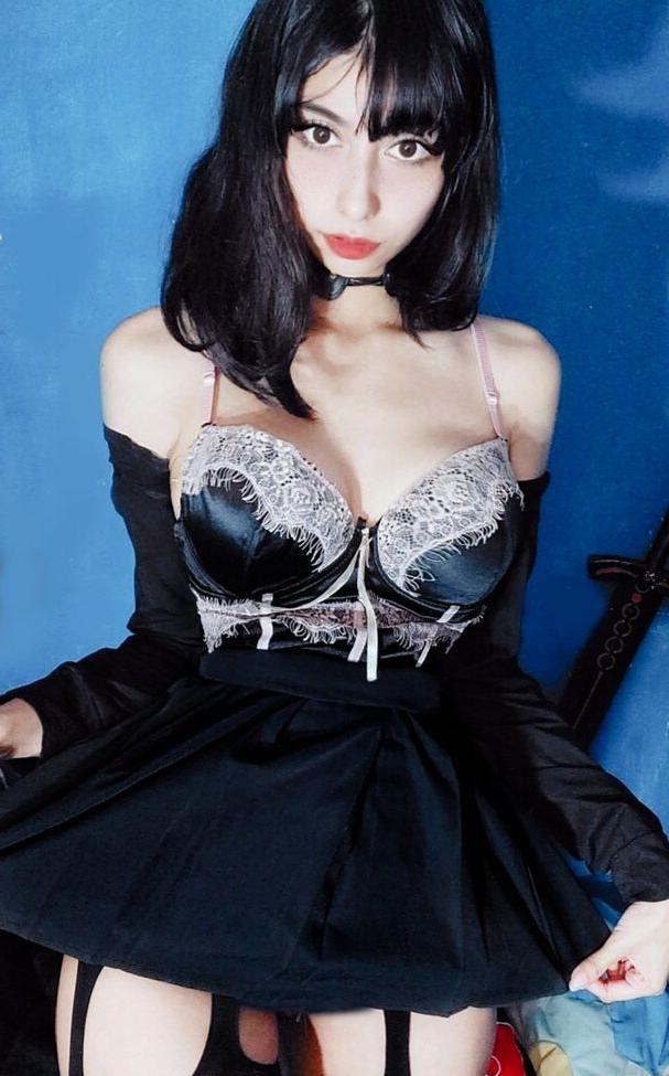25P Lilywaifu nude