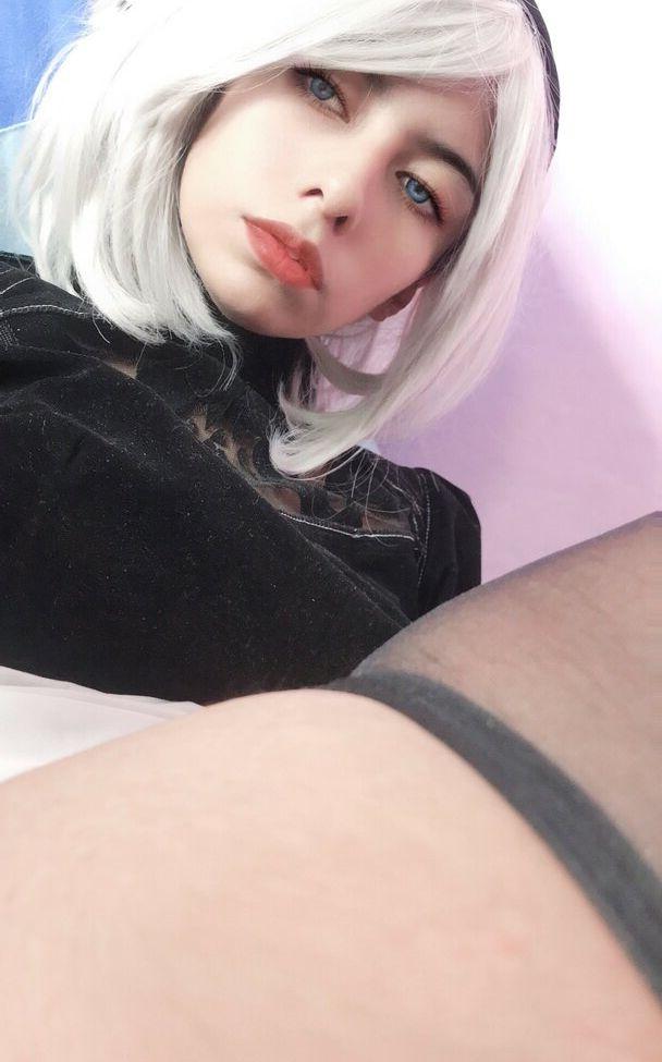 25P Lilywaifu nude