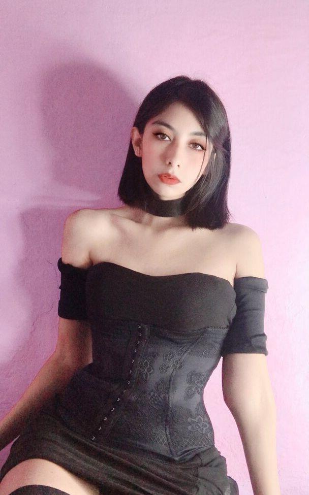 25P Lilywaifu nude