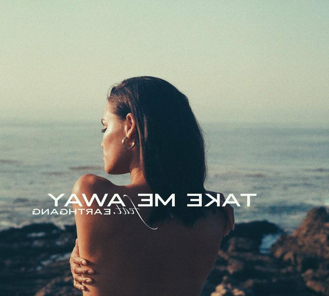 25P Sinéad Harnett nude