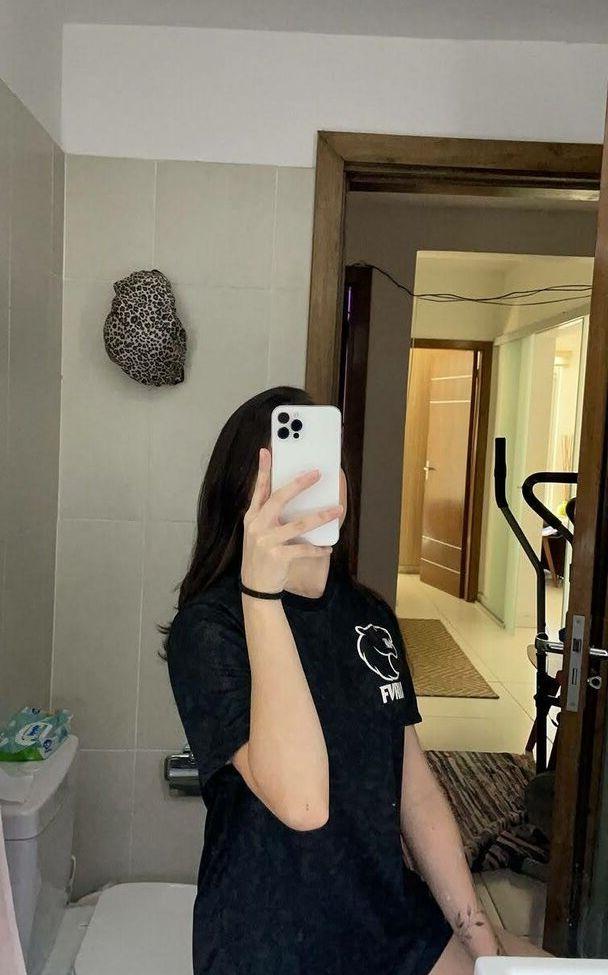 25P Yayahuz nude