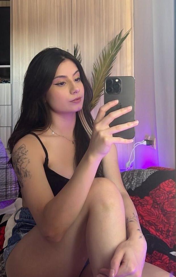 25P Yayahuz nude