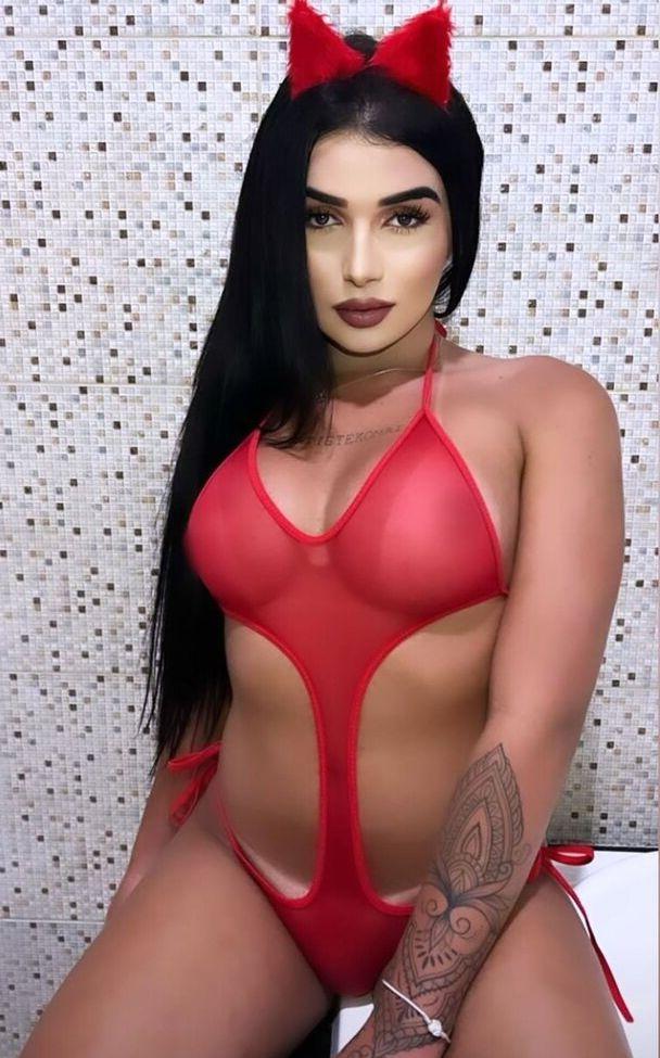 16P Riquinha nude