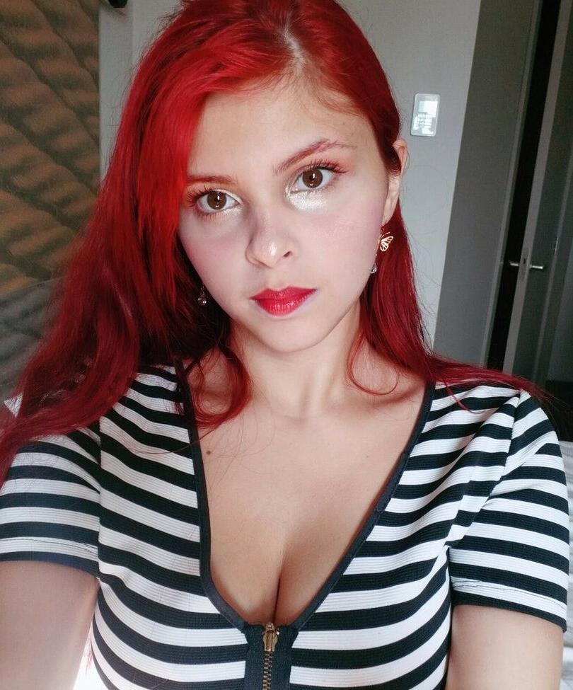 19P Julia-chan nude