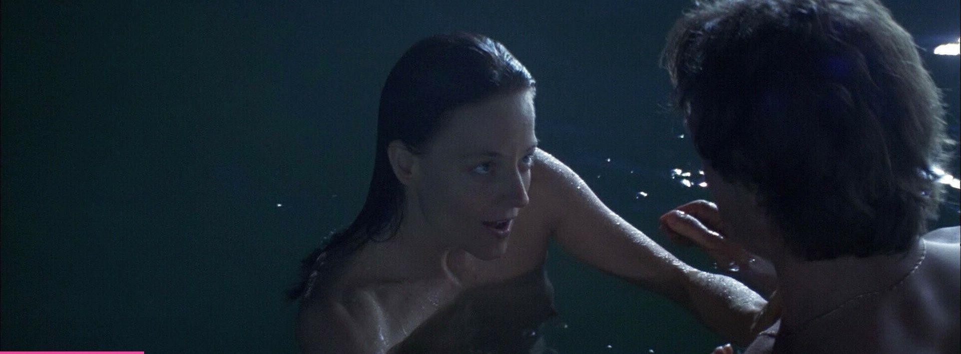 23P Jodie Foster nude