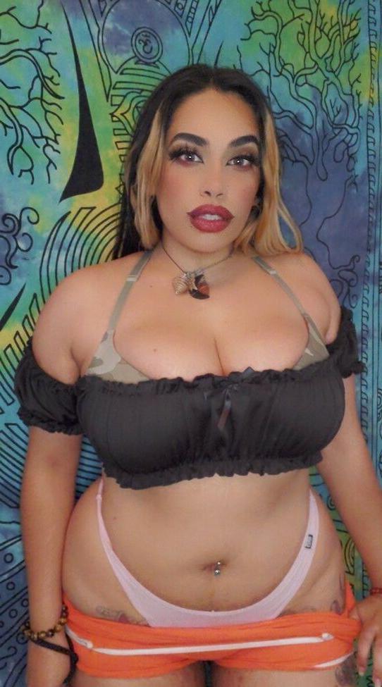 6P Mysticalii nude