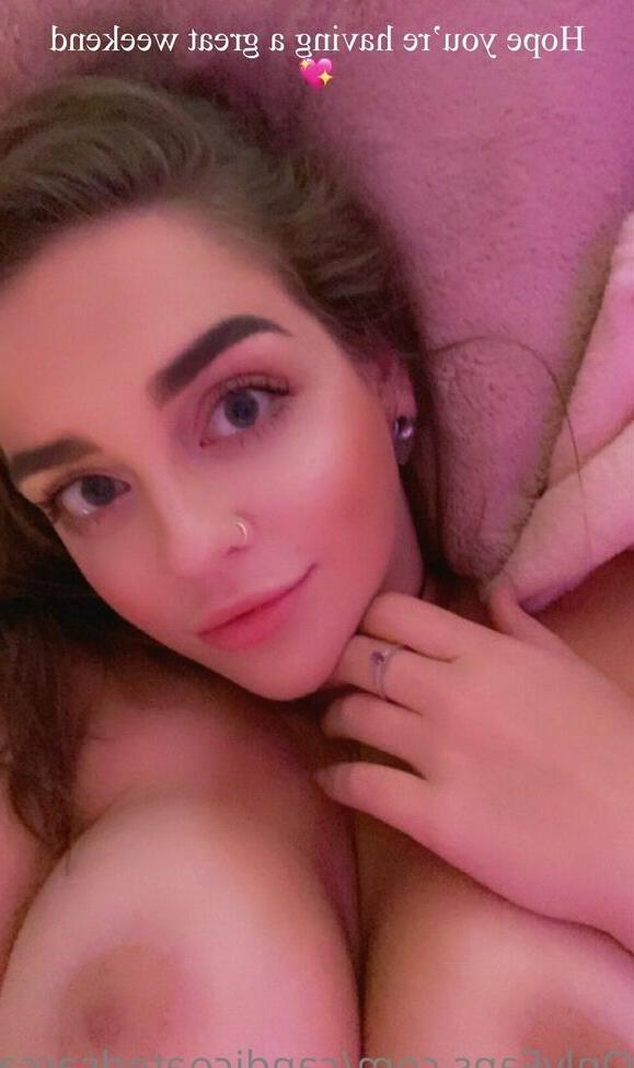 25P Candicoatedsarcasm nude