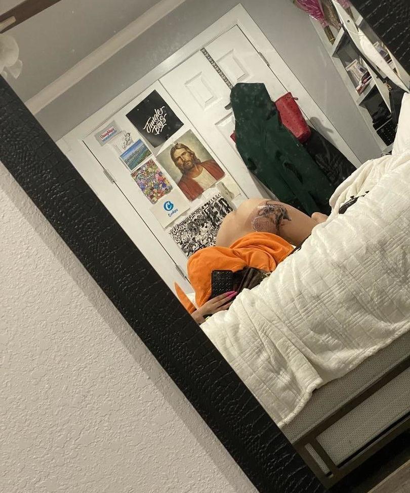 25P Therealbarbiana nude