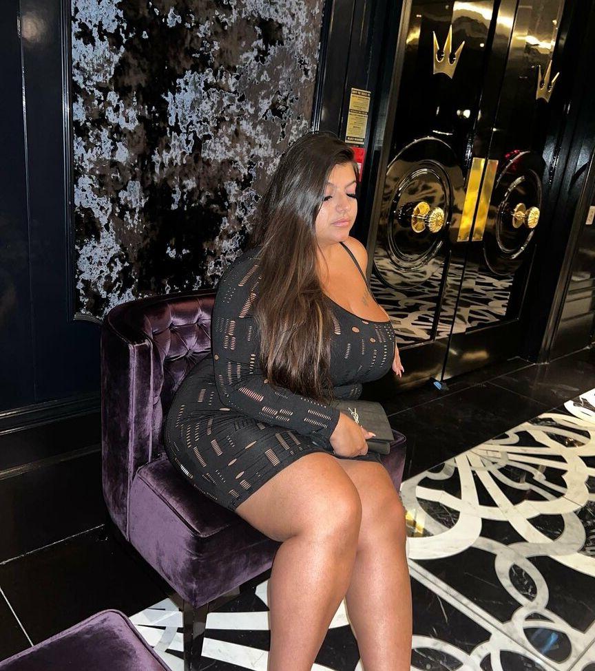 25P Greekgoddess204 nackt