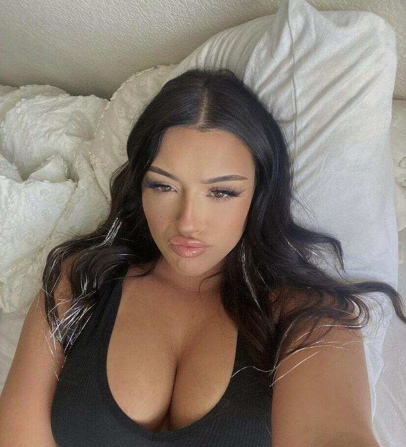 25P Brynnemarie nude