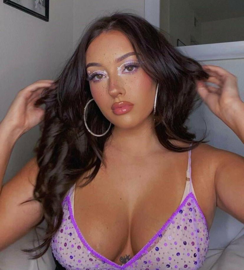 25P Brynnemarie nude