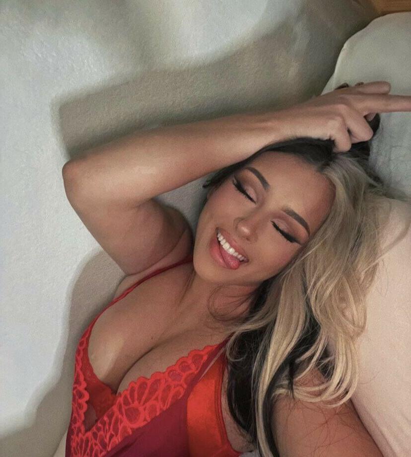 25P Brynnemarie nude
