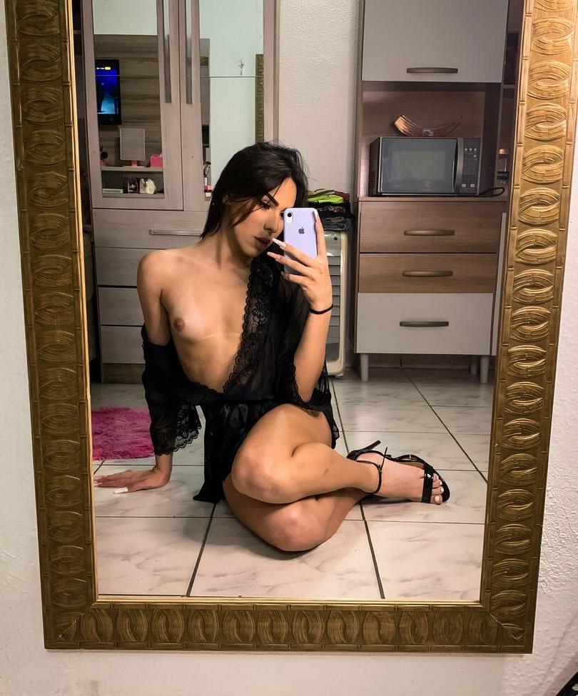 20P Marina Steele nude