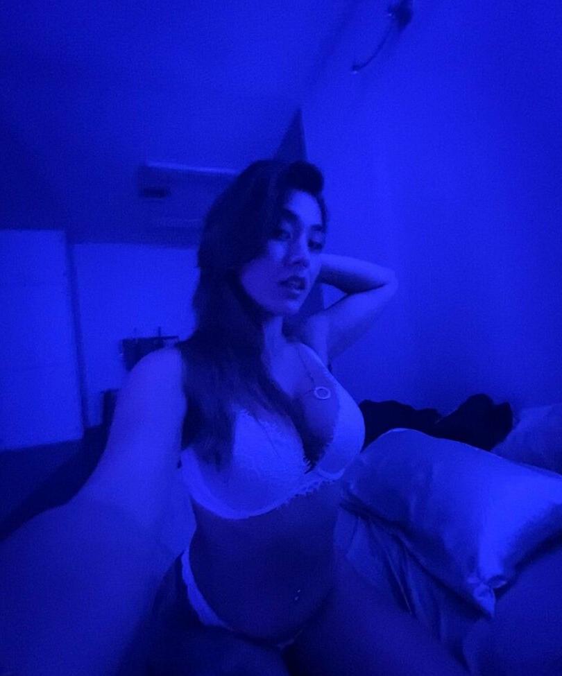 25P Stepwaifu nude