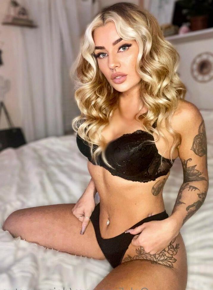 11P Daisygrantxo nude