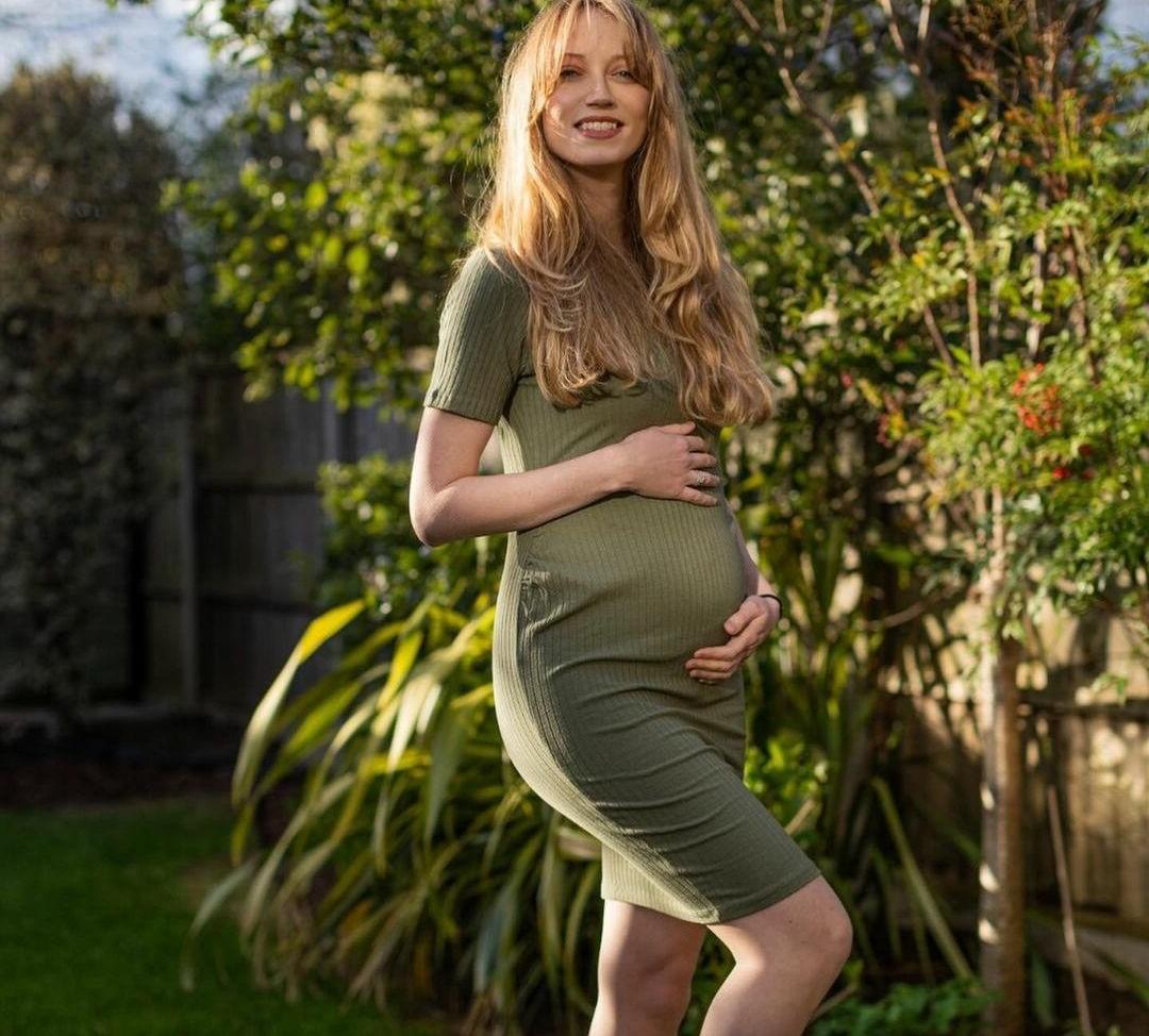 25P Aoife Wilson nude