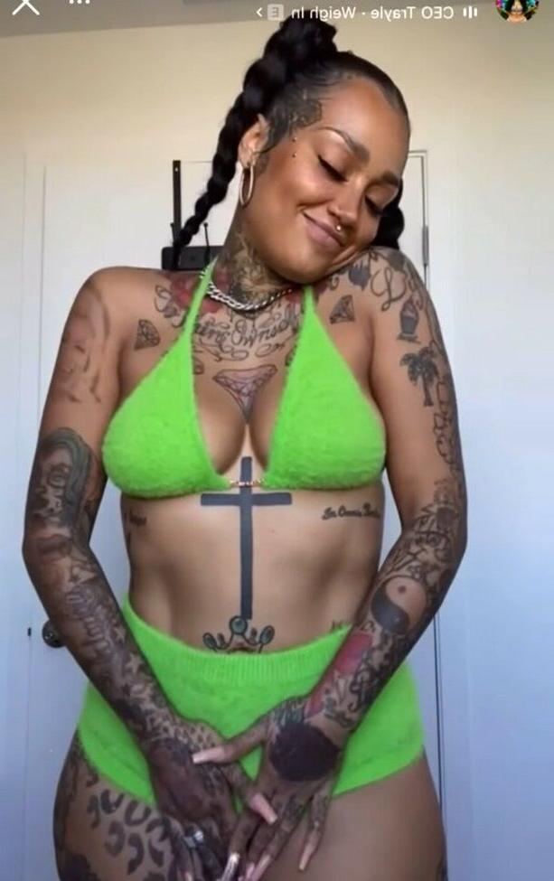 25P Donna Lombardi nude