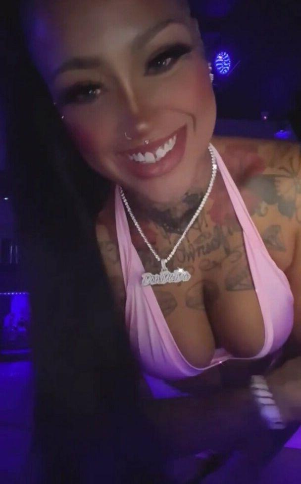 25P Donna Lombardi nude