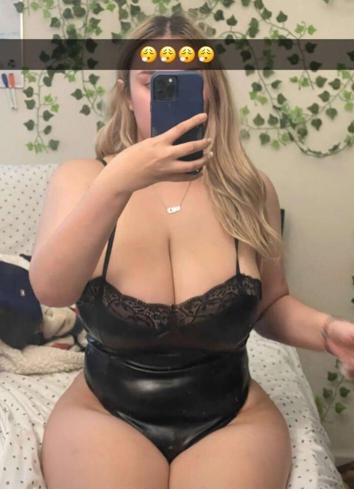 5P Wiz Chloifa nude