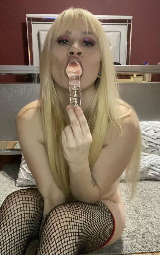 25P Ashleynnn123 nude